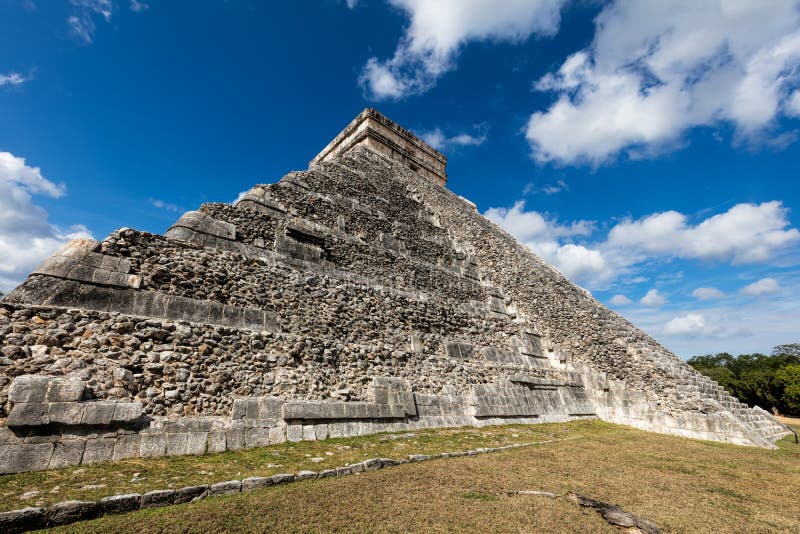 The Pyramid of Kukulcán at Chichén Itzá, Mexico